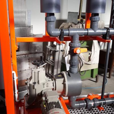 Foto 5 Skid In Acciaio Inox Aisi 316 Plastificato In Pvc Dettaglio